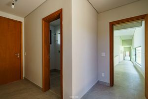 Image 31 - 919822