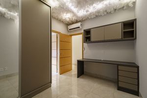 Image 33 - 919823