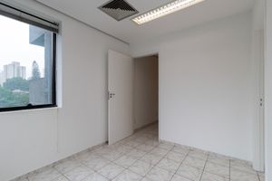 Image 10 - 919831