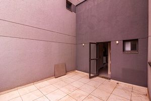 Image 12 - 919832