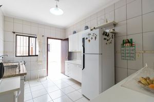 Image 3 - 919846