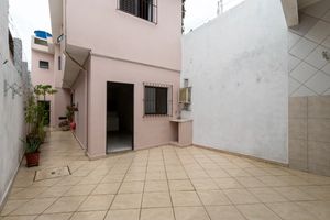 Image 12 - 919846