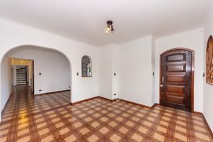 Image 3 - 919849