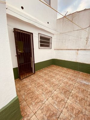 Image 12 - 919849