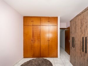 Image 18 - 919852