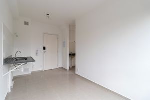 Image 3 - 919858