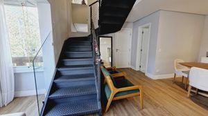 Image 23 - 919865