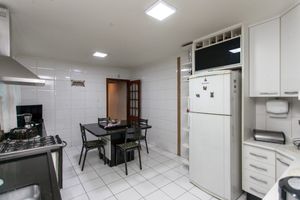 Image 15 - 919871