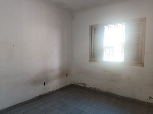 Image 11 - 919880