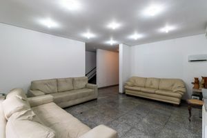Image 3 - 919889