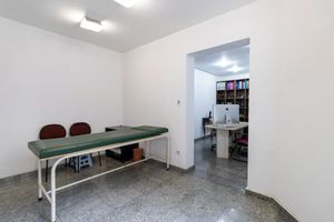 Image 23 - 919889