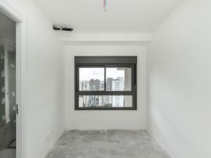 Image 16 - 919904