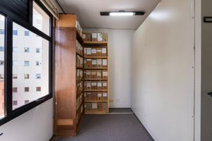 Image 16 - 919910