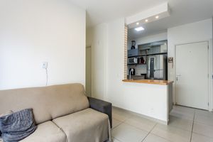Image 3 - 919921
