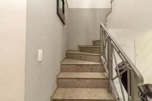 Image 13 - 919925