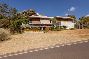 Image 3 - 919933