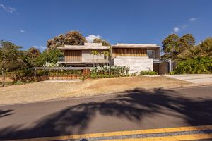 Image 4 - 919933