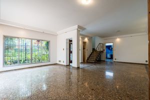 Image 1 - 919967