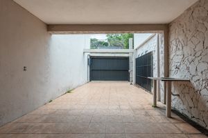Image 16 - 919967