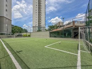 Image 18 - 919972