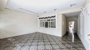 Image 3 - 919996
