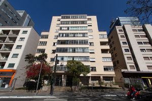 Image 24 - 919999
