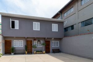 Image 27 - 920005