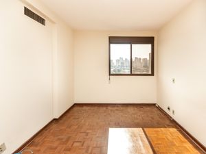 Image 31 - 920006