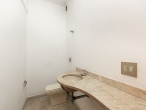 Image 35 - 920006