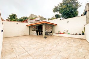 Image 37 - 920012
