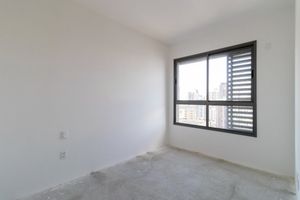 Image 14 - 920022