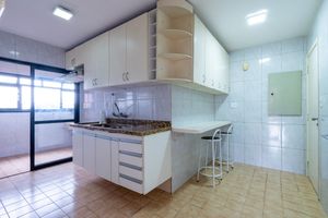Image 31 - 920024