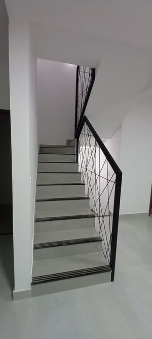 Image 29 - 920030