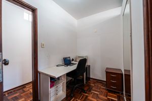 Image 37 - 920032