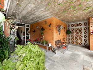 Image 39 - 920035