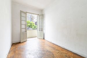 Image 34 - 920040