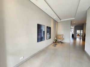 Image 31 - 920047