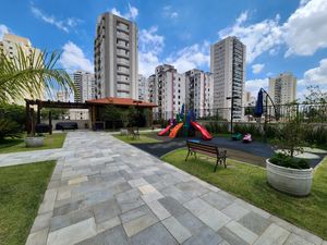 Image 39 - 920047