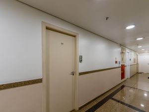 Image 8 - 920055