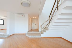 Image 3 - 920056