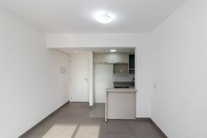 Image 19 - 920063