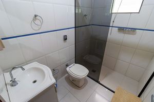 Image 31 - 920070