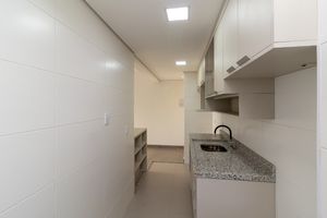 Image 19 - 920073