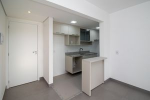 Image 13 - 920073