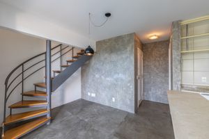 Image 16 - 920074