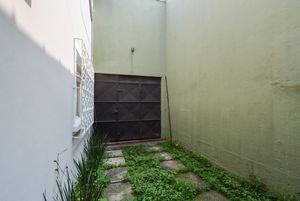 Image 22 - 920079