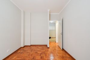 Image 22 - 920080