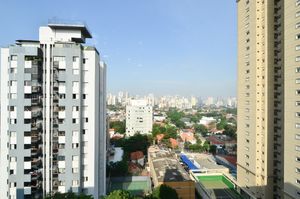 Image 15 - 920082
