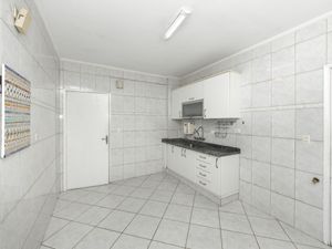 Image 21 - 920086