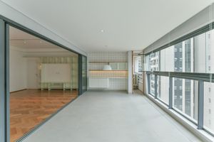 Image 10 - 920106